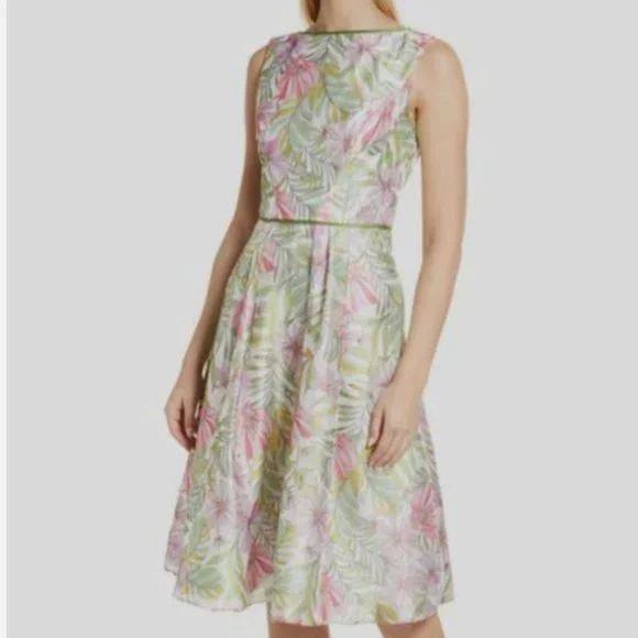 Kay Unger Jackie Floral Print Cocktail Dress in First Blush Multi at Nordstrom, Size 2